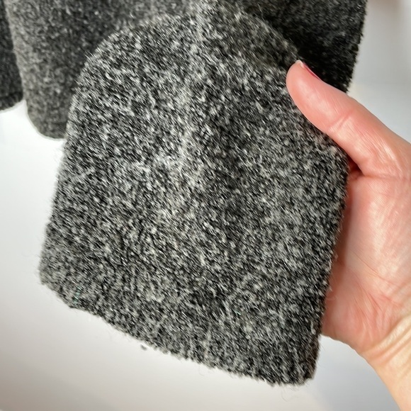 KUWALLATEE cozy charcoal texture long sleeve top - Picture 4 of 8